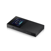 Carica l'immagine nel visualizzatore di Gallery, ZyXEL NR2301 Router WiFi 5G portatile con batteria da 4500 mAh