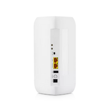 Carica l'immagine nel visualizzatore di Gallery, ZyXEL NR5103EV2 Router interno 5G NR 2xRJ45 1xUSB 2.0 2 porte TS9 per antenna esterna